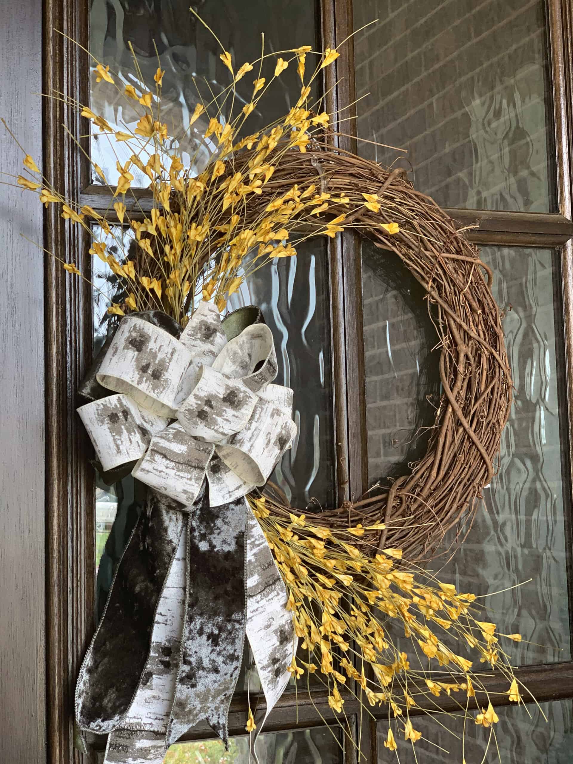 Make This EASY Fall Front Door Wreath! | The Aspiring Home Interiors