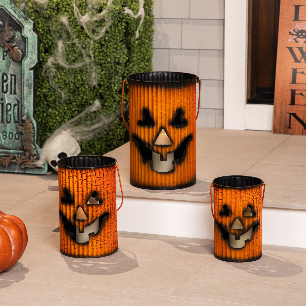 Metal Lantern Halloween Decor Metal Jack O' Lantern Lantern Set Halloween Decoration Orange Set Of Christmas Central