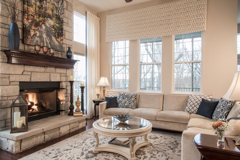 Seasonal transition tips: How to transform your living room from a summer to fall feel