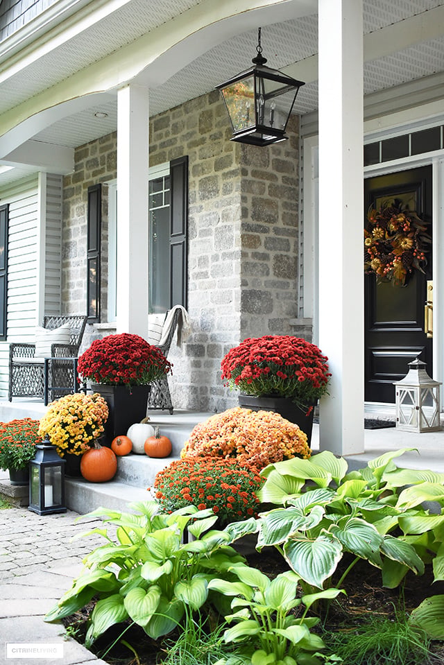SIMPLE FALL FRONT PORCH DECOR - CITRINELIVING