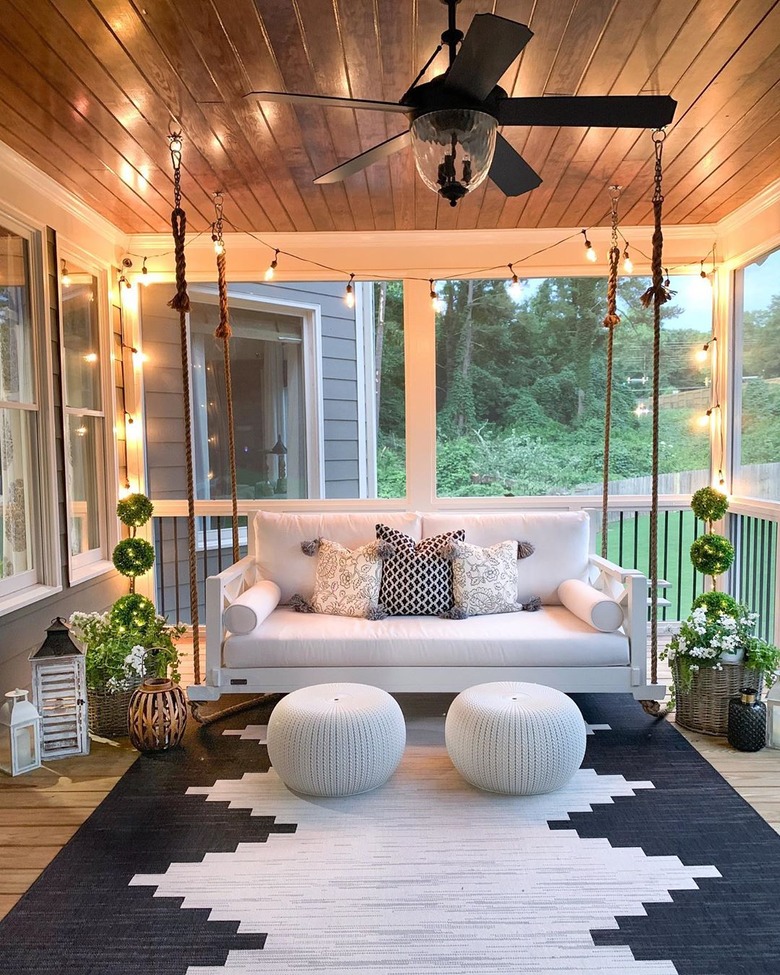 Soak Up The Fall Vibes In This Cozy DIY Patio Reading Nook