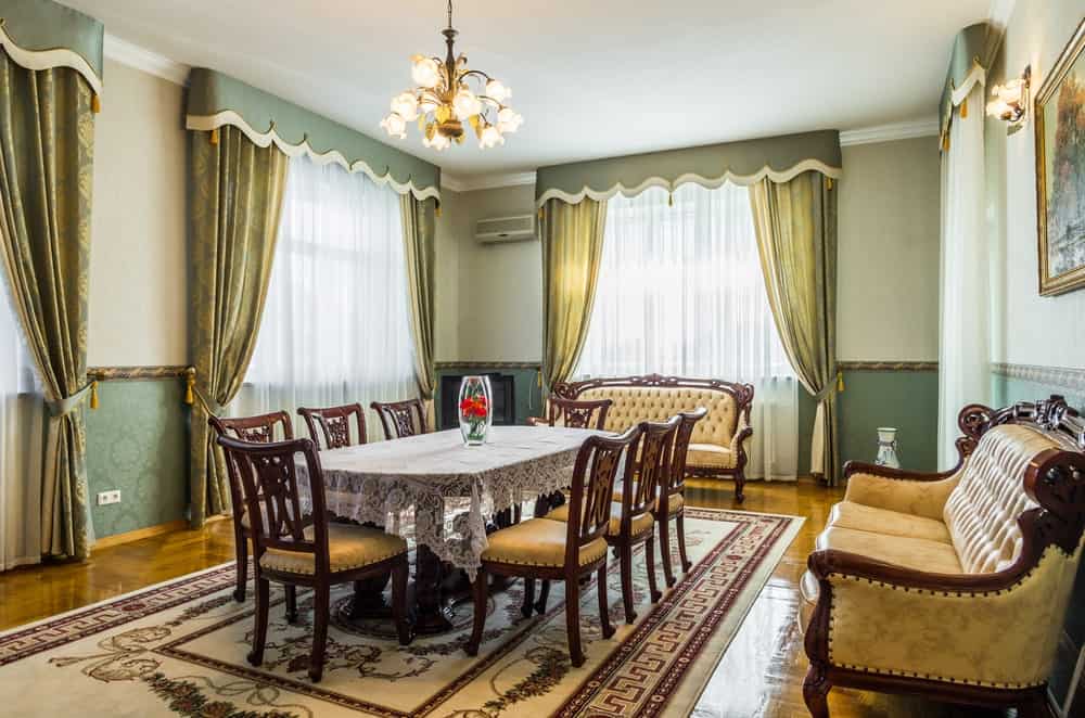 10 Gothic Decor Ideas To Create Opulent Interiors