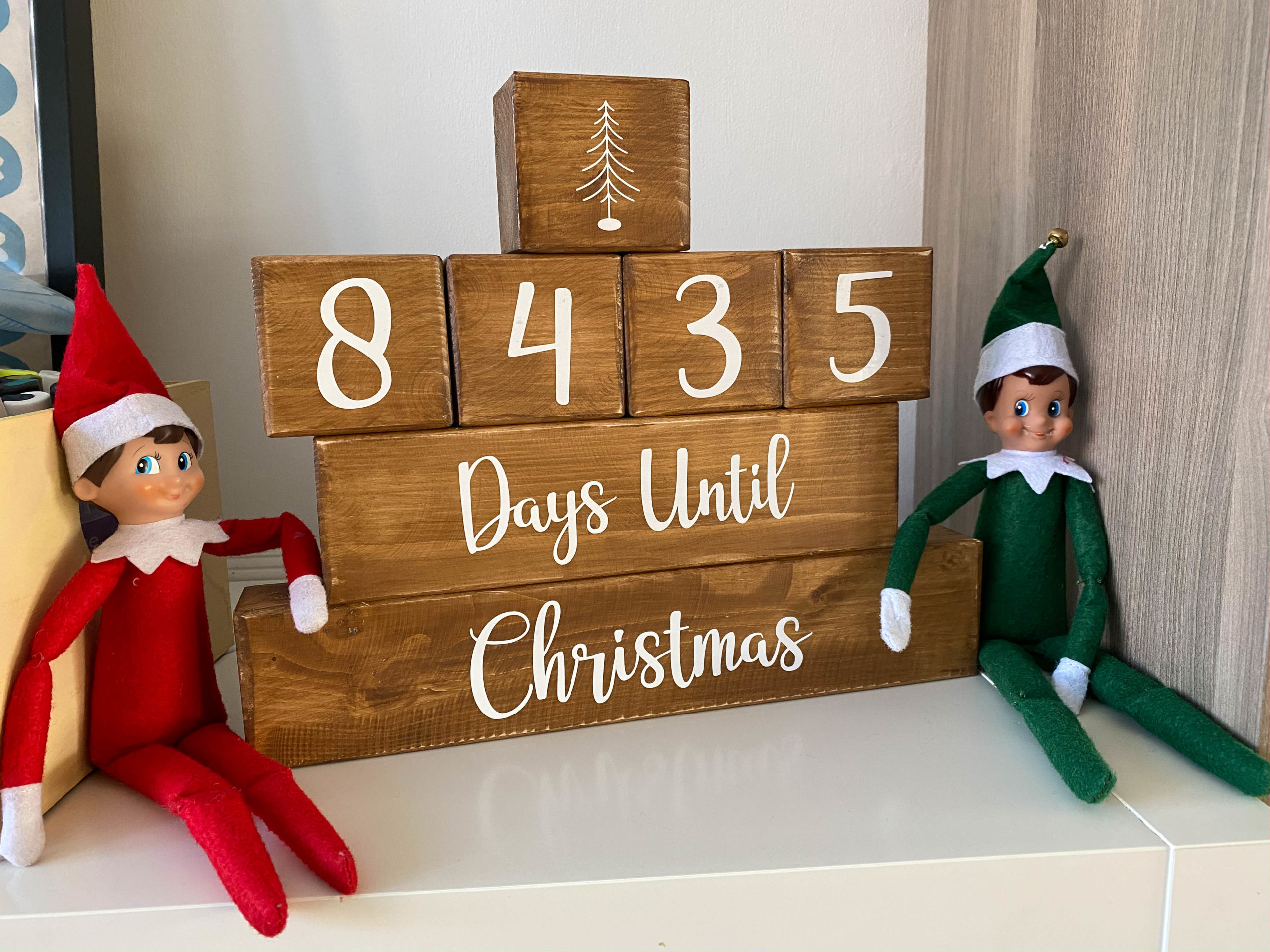 21 new Elf on the Shelf ideas - the-gingerbread-house.co.uk