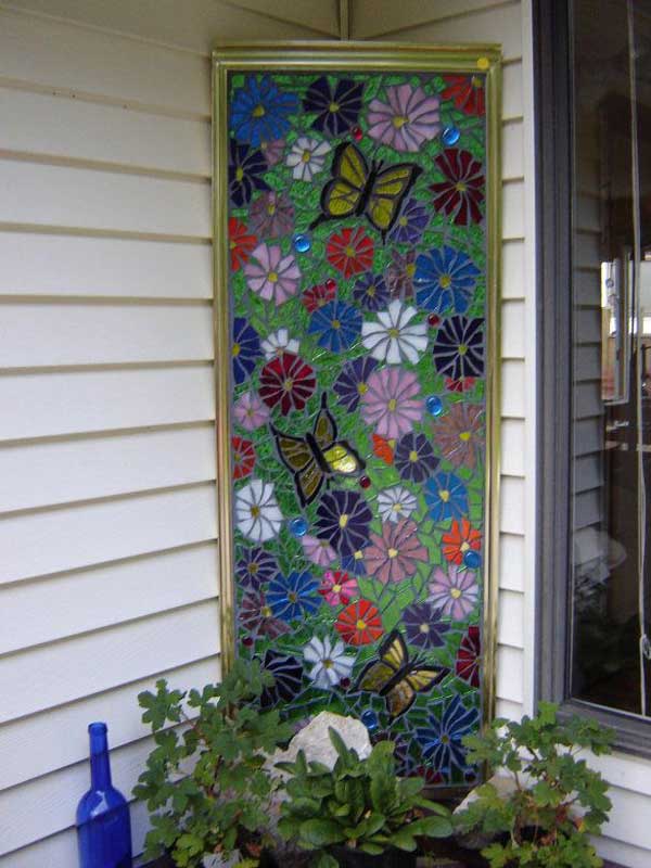 28 Stunning Mosaic Projects for Your Garden