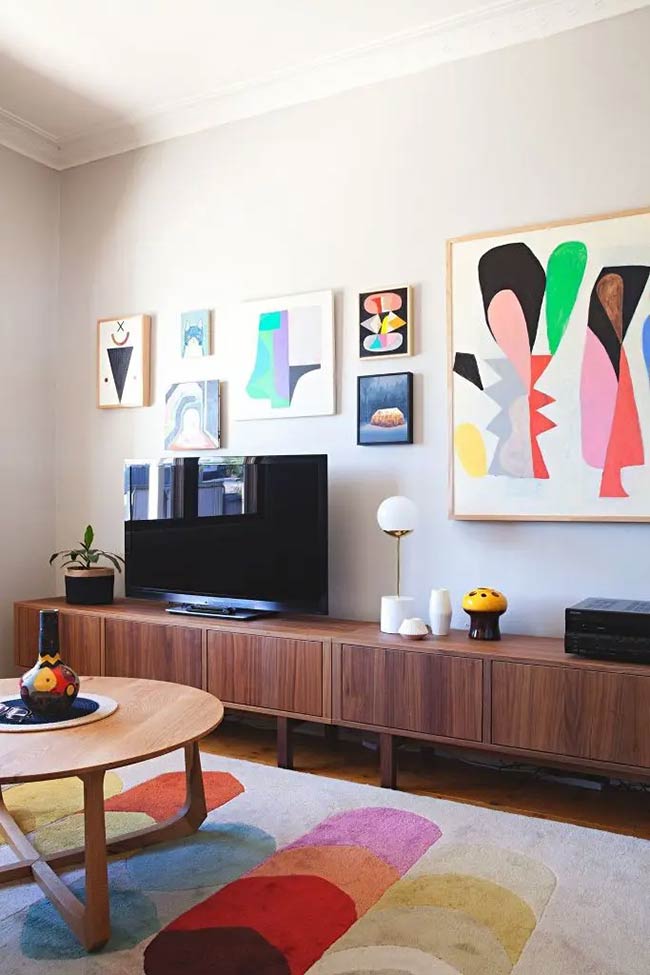38 Cool TV Wall Decor Ideas for Modern Living Rooms