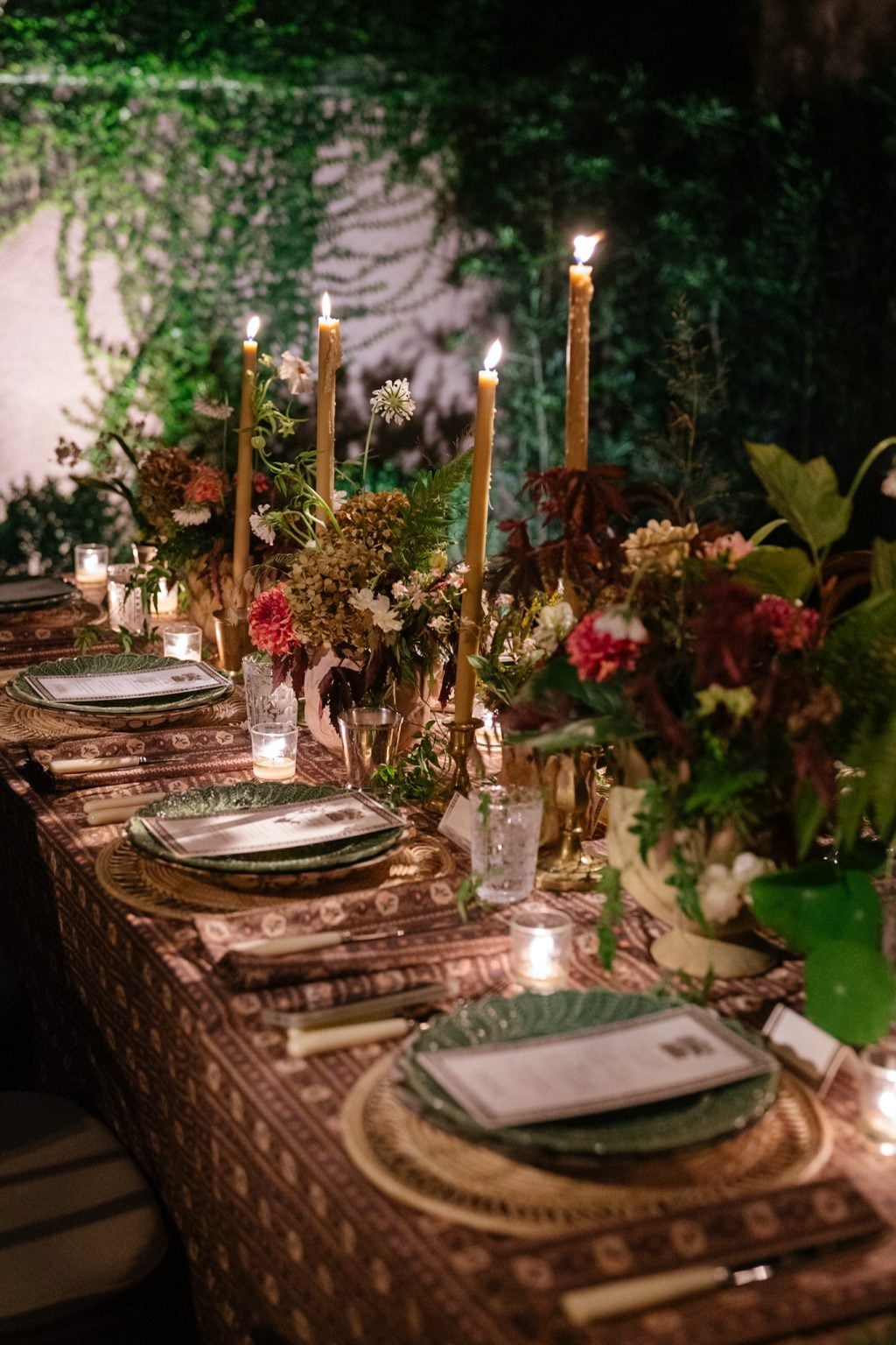 9 Elegant Fall Tablescapes. - The Stripe | Lifestyle Blog