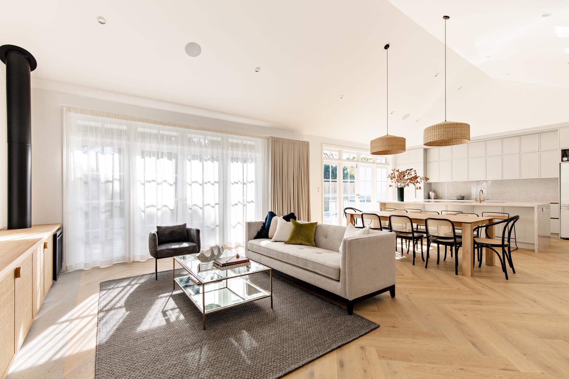 A Heritage-Listed Home Gets A Classic Contemporary Makeover - Architecture Collection