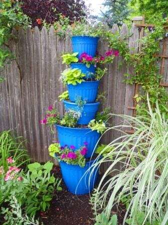 Add Space with Creative Vertical Gardens - Part 2 - The Micro Gardener