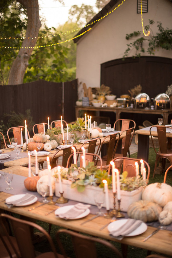 Backyard thanksgiving feast | Thanksgiving dinner ideas | 100 Layer Cake