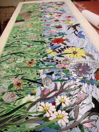 Becky's marvelous mosaic garden | Flea Market Gardening