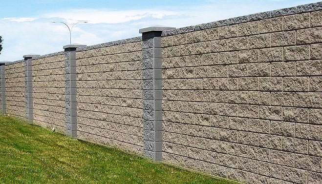 Concrete Block Fencing in Kennewick WA | Vinewood Hardscapes