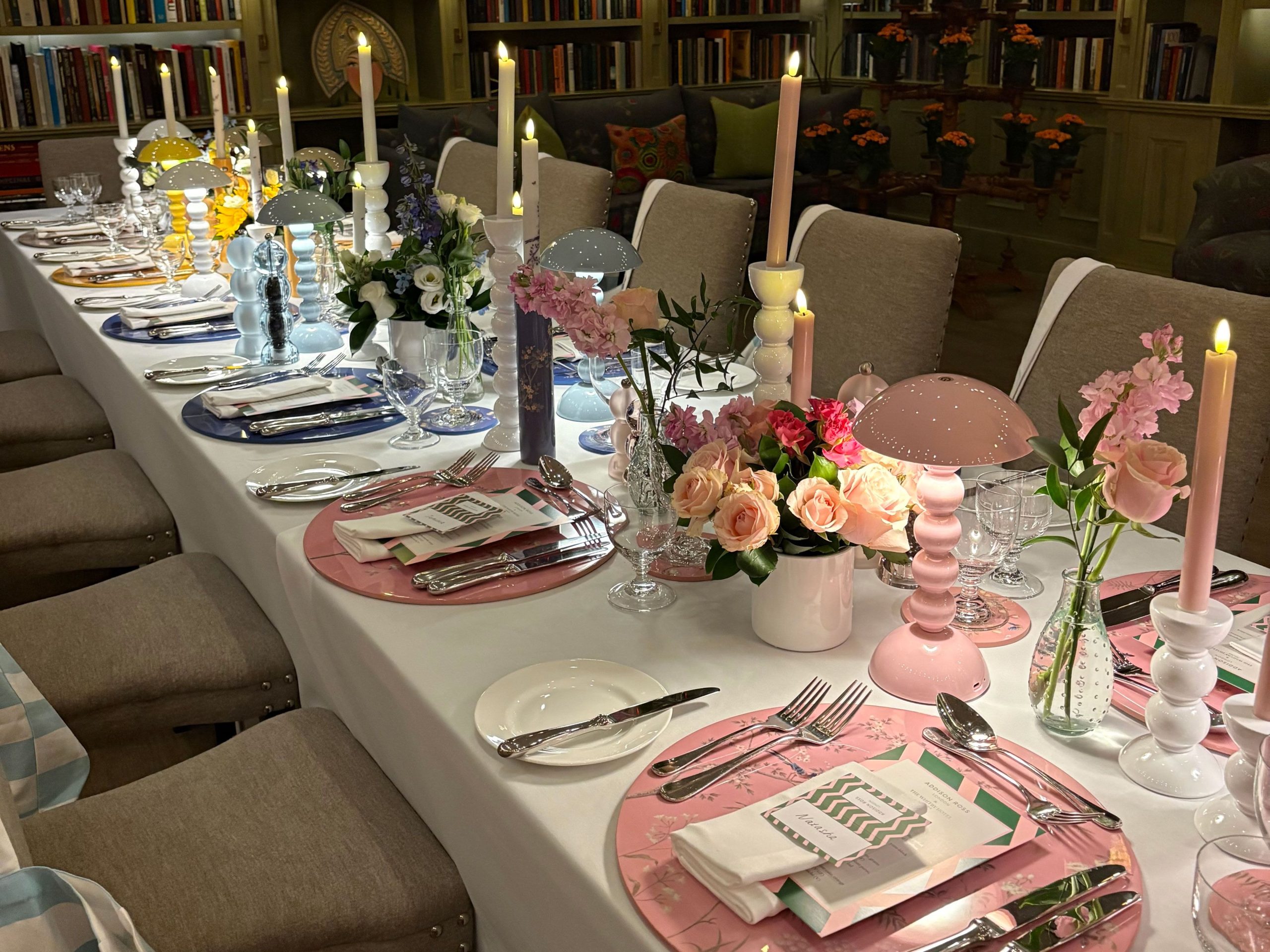 Create a Dreamy Color-Blocked Tablescape in 5 Easy Steps