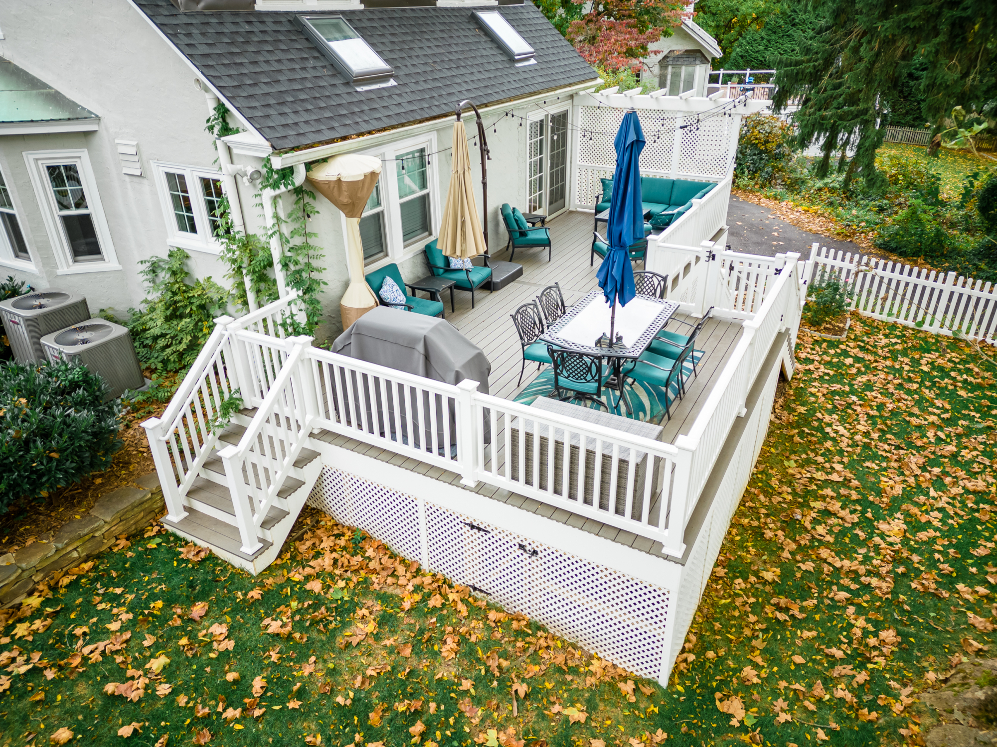 Deck with Lattice Privacy Wall on Deck - Paoli, PA - Integrous Fences and Decks