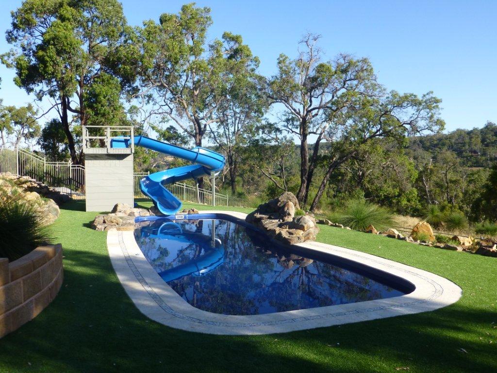 Domestic Water Slides | Australian Waterslides & Leisure