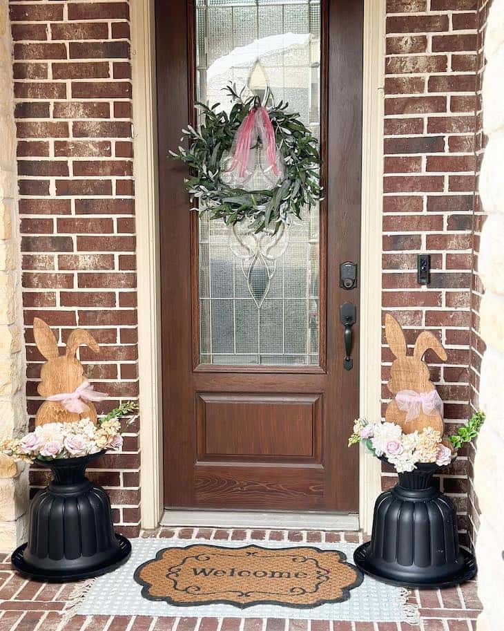Easter Porch Decor Ideas to Welcome Spring - Farmhousehub