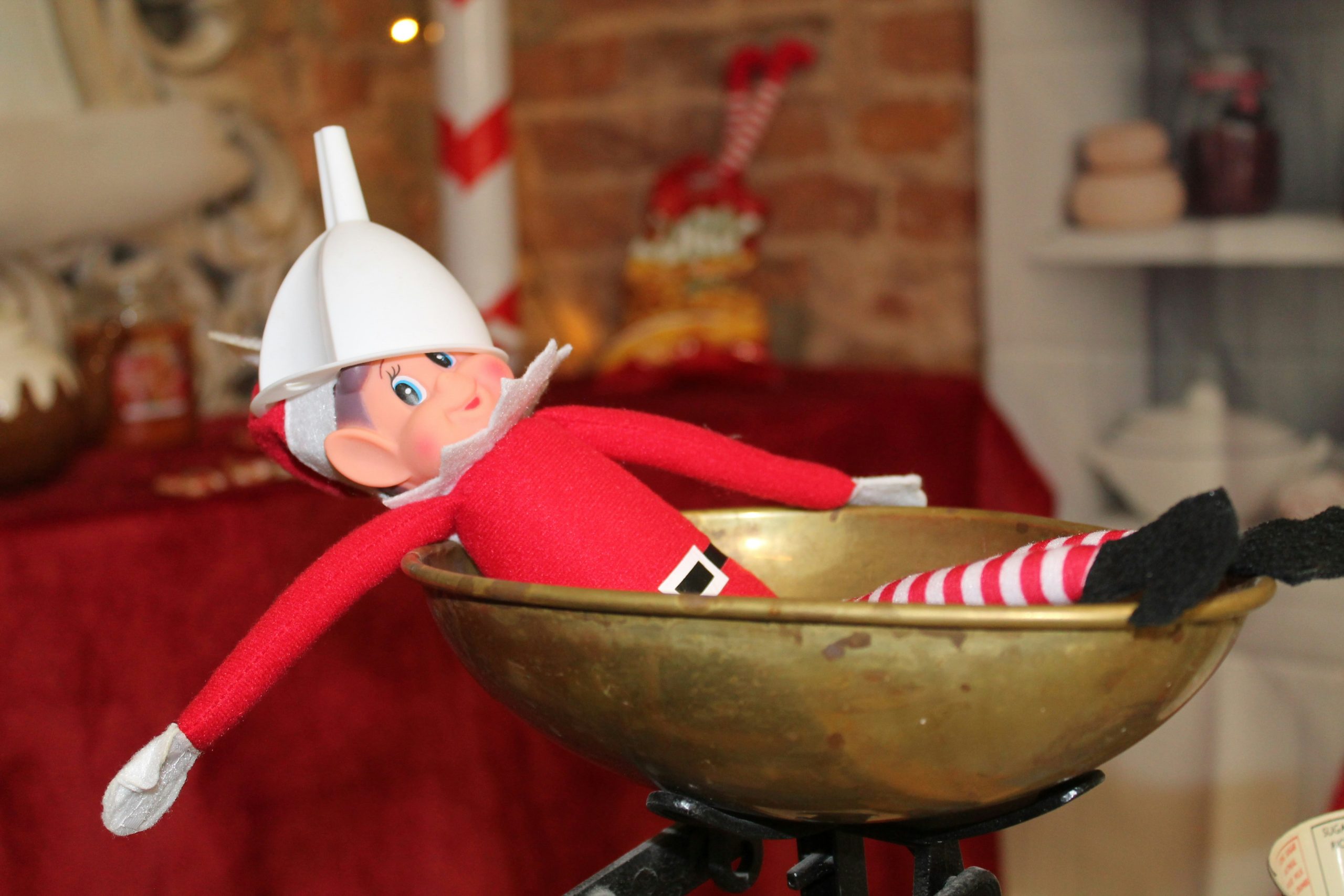 Elf on weighing scales