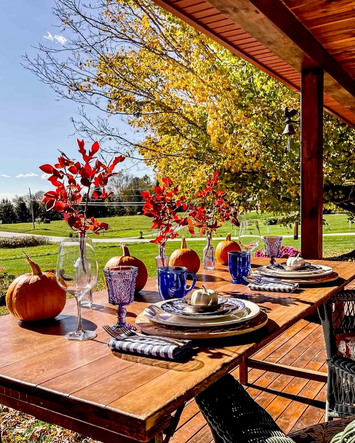 Fall Outdoor Dining Table Decorating Ideas Three Ways To Elevate Your Thanksgiving Tablescape
