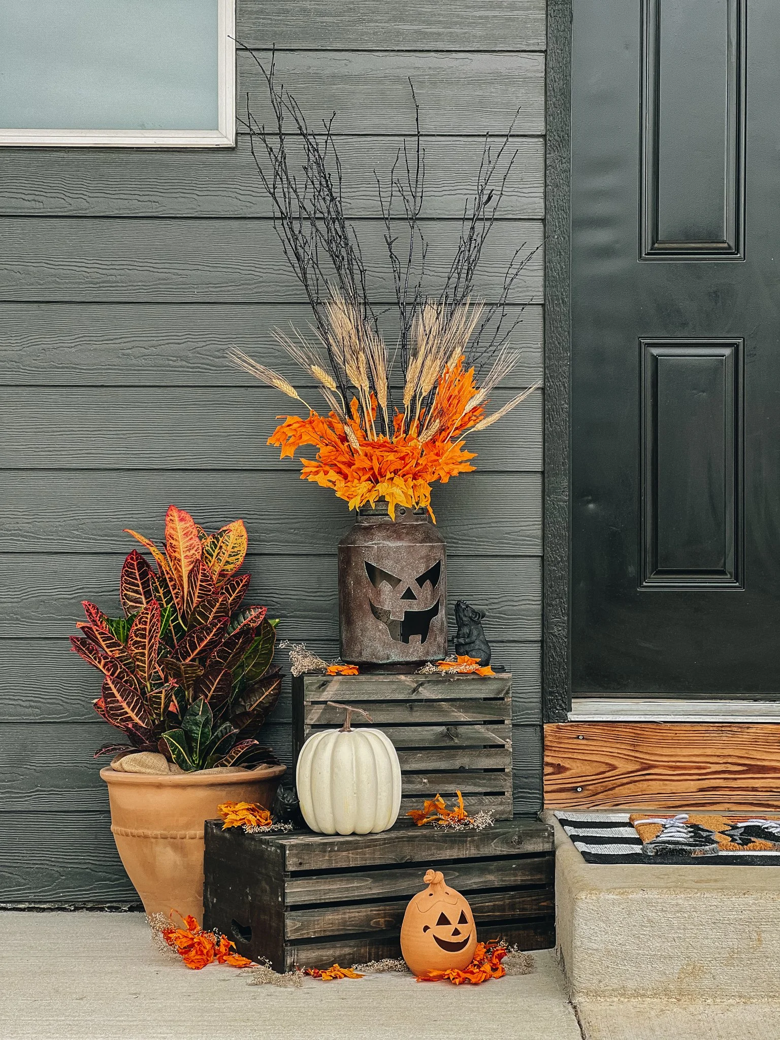 How to Make Your Festive Fall Porch Pot Out Of A Pumpkin Lantern — Bindle & Brass Trading Company