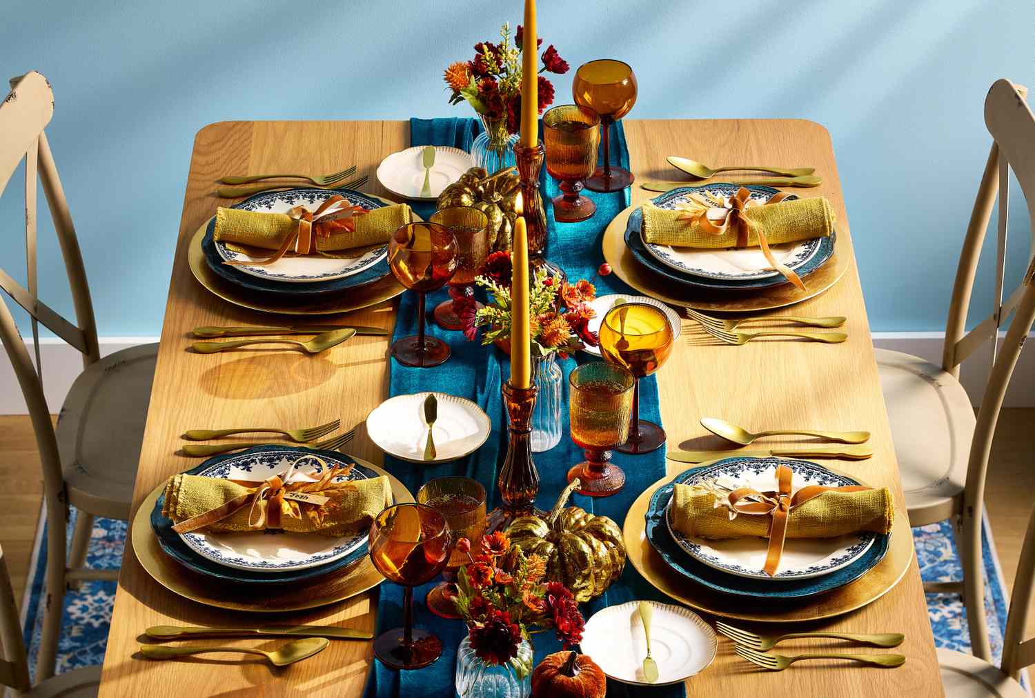 How to Set a Table for Thanksgiving Dinner in Just 6 Easy Steps