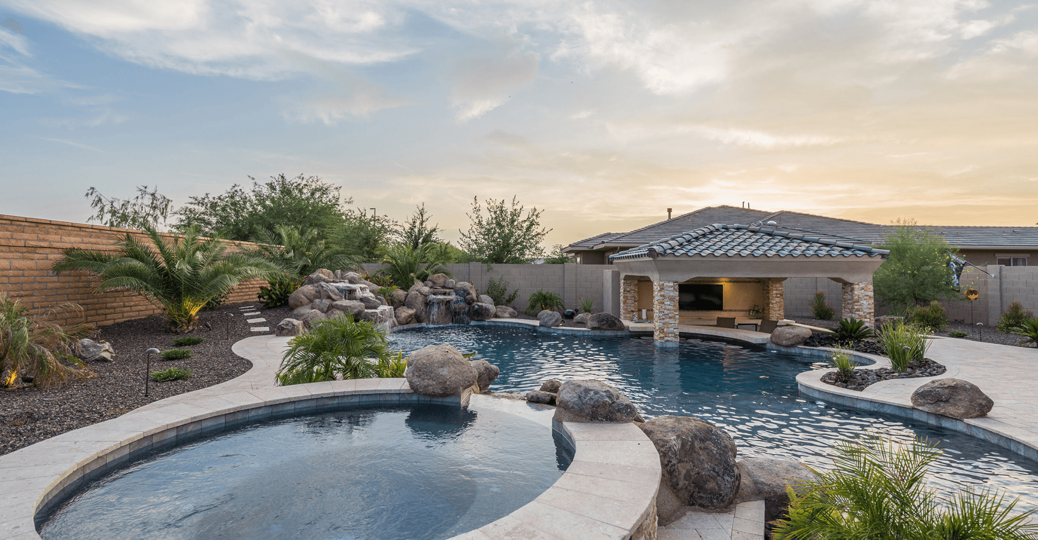 How to Use Decorative Stone & Boulders In Your Landscape | Jonathan Robert Landscapes