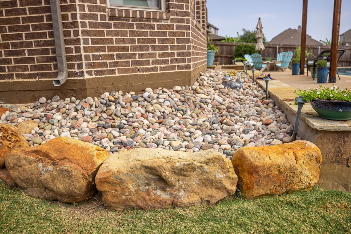Landscape Edging Ideas: Landscaping Tips for Central Texas Homeowners