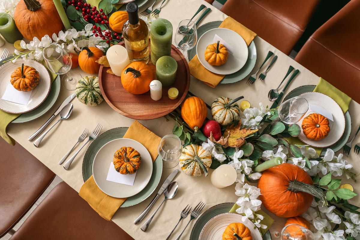 Last-Minute Thanksgiving Table Hacks for a Stunning Setup | New Park Living