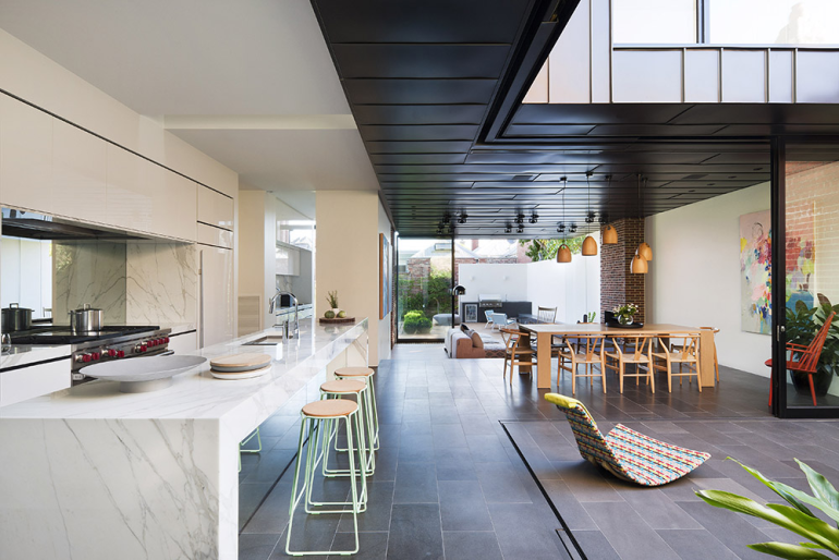 Luxury Outdoor Kitchen - 10 Outdoor Kitchen Ideas To Explore