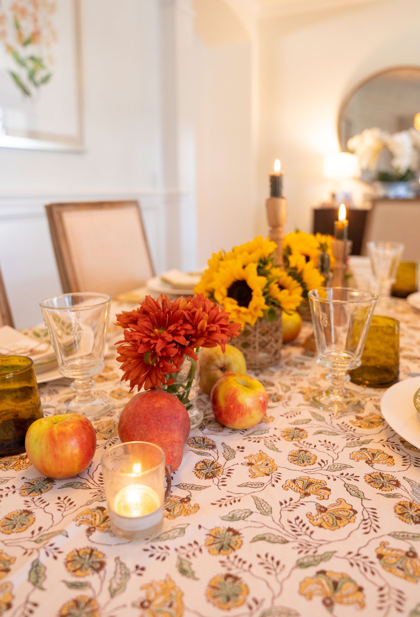 Modern Thanksgiving Table Settings - Ashley Brooke | Lifestyle Blog