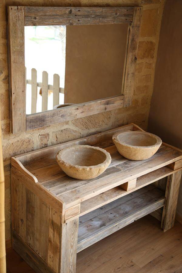 Pallet Vanity and Mirror for Bathroom - 101 Pallets
