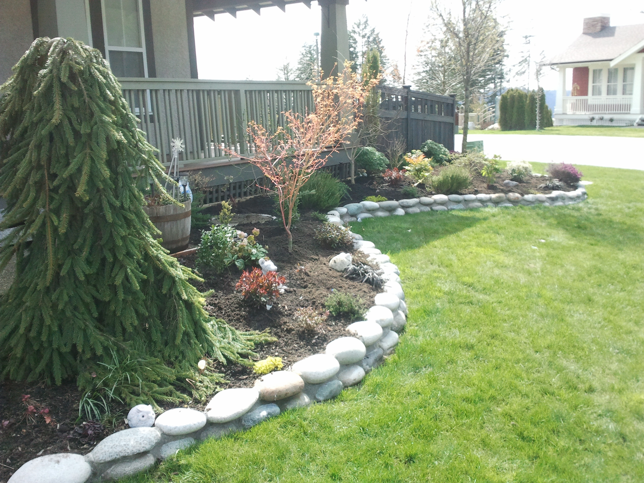 River Rock Garden Edge | SRP Enterprises' Weblog