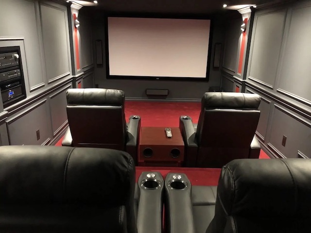 Small Home Theater Room Design Ideas - Realestaged