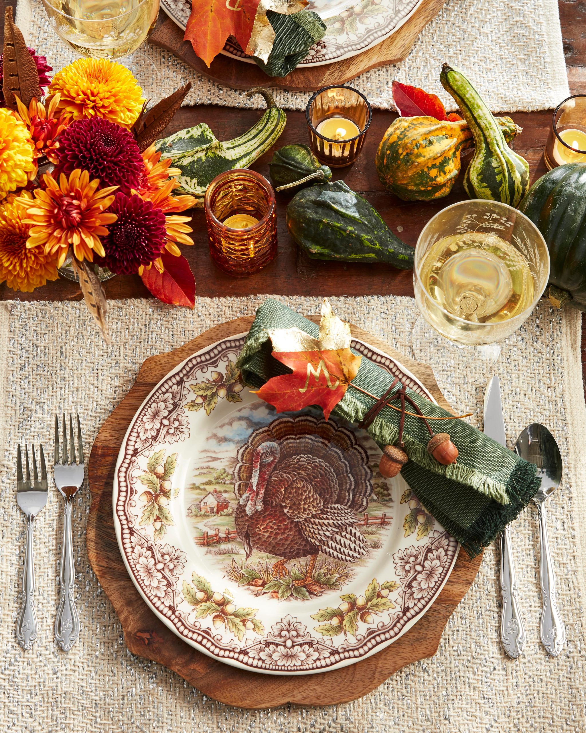 Thanksgiving Dinner Table Setting Ideas 47 Beautiful Centerpiece Ideas For Your Thanksgiving Table