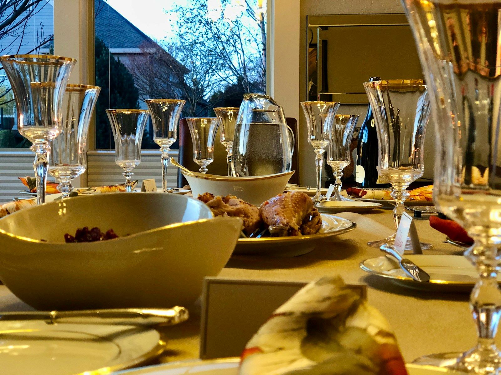 Thanksgiving Table Decor Ideas for a Warm and Welcoming Feast