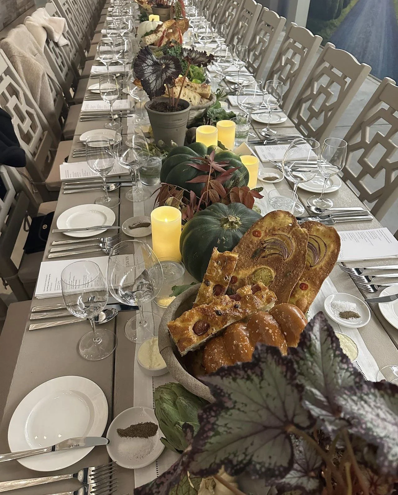 Thanksgiving Table in Neutral Cream, Brown and Gray — DESIGNED