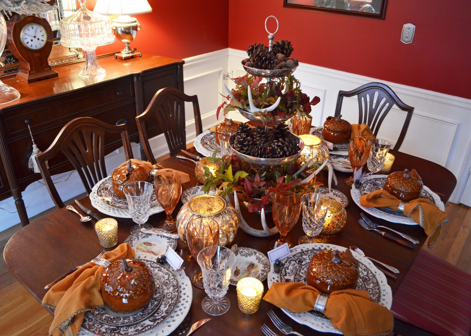 Thanksgiving Table Setting with Nature Themed Centepiece – Between Naps on the Porch