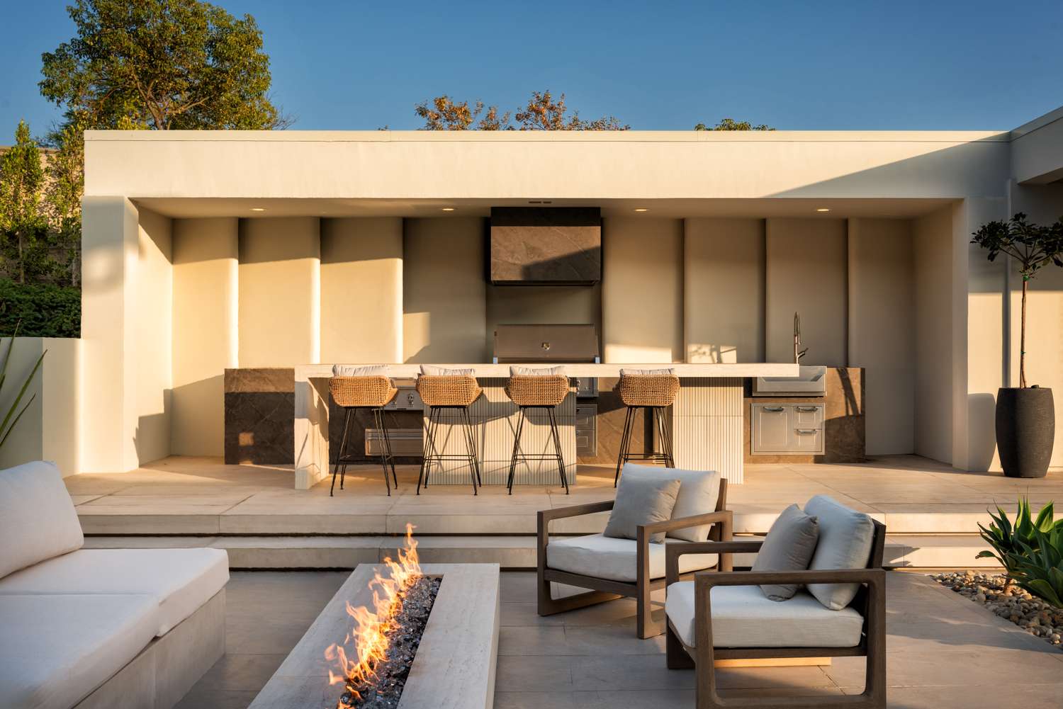 These 6 Backyard Trends Are Defining Outdoor Living in 2026