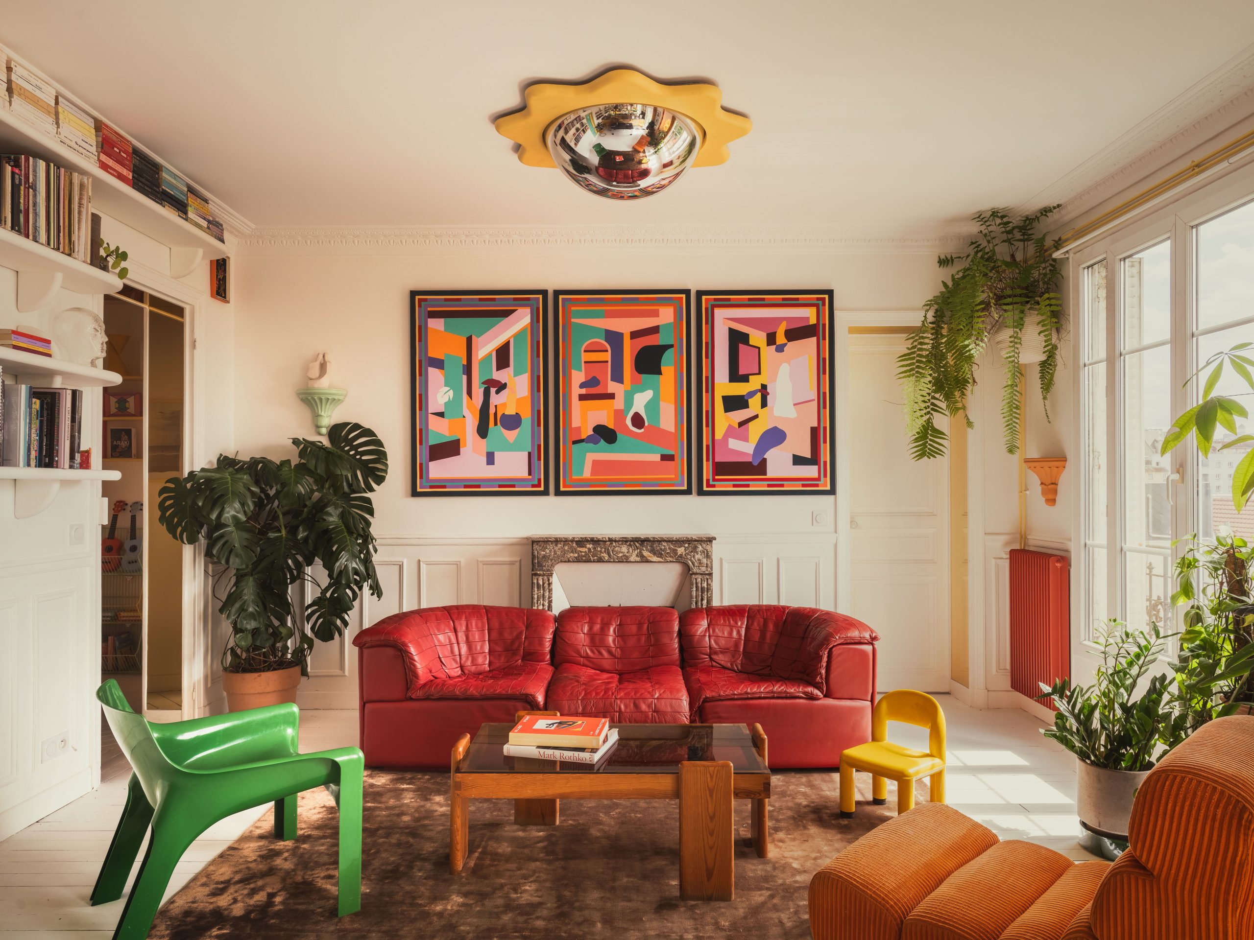 This Colorful 743-Square-Foot Home in Paris Uses Mirrors to Maximize Light and Space | Architectural Digest