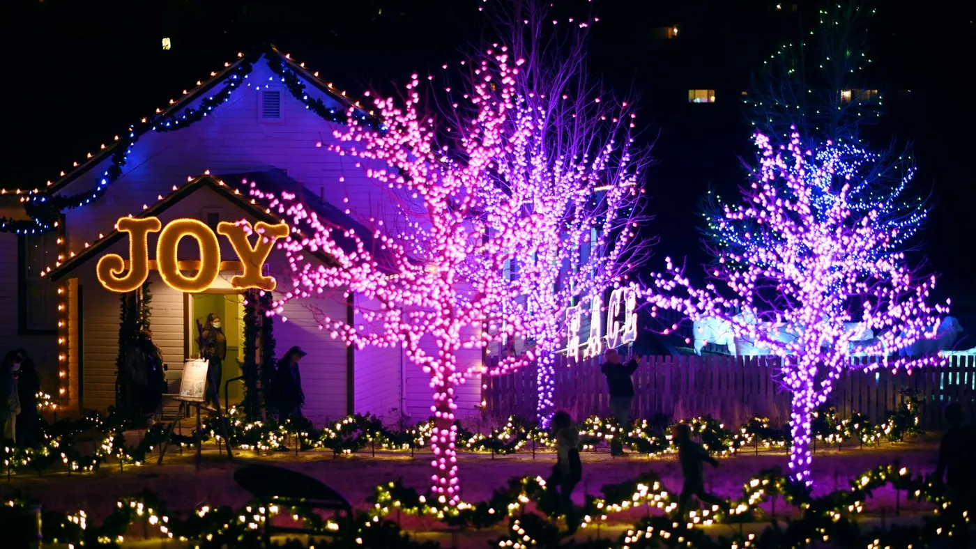 10 best Christmas light displays in Denver - Axios Denver