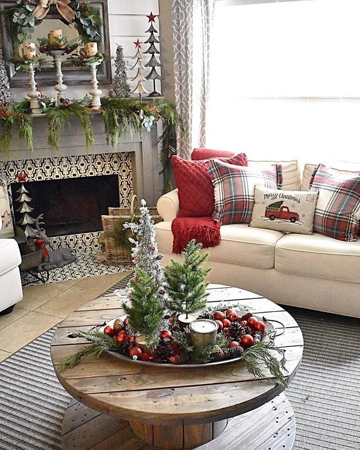 10 practical Christmas decorating tips that designers want you to know | Courtney Warren Home