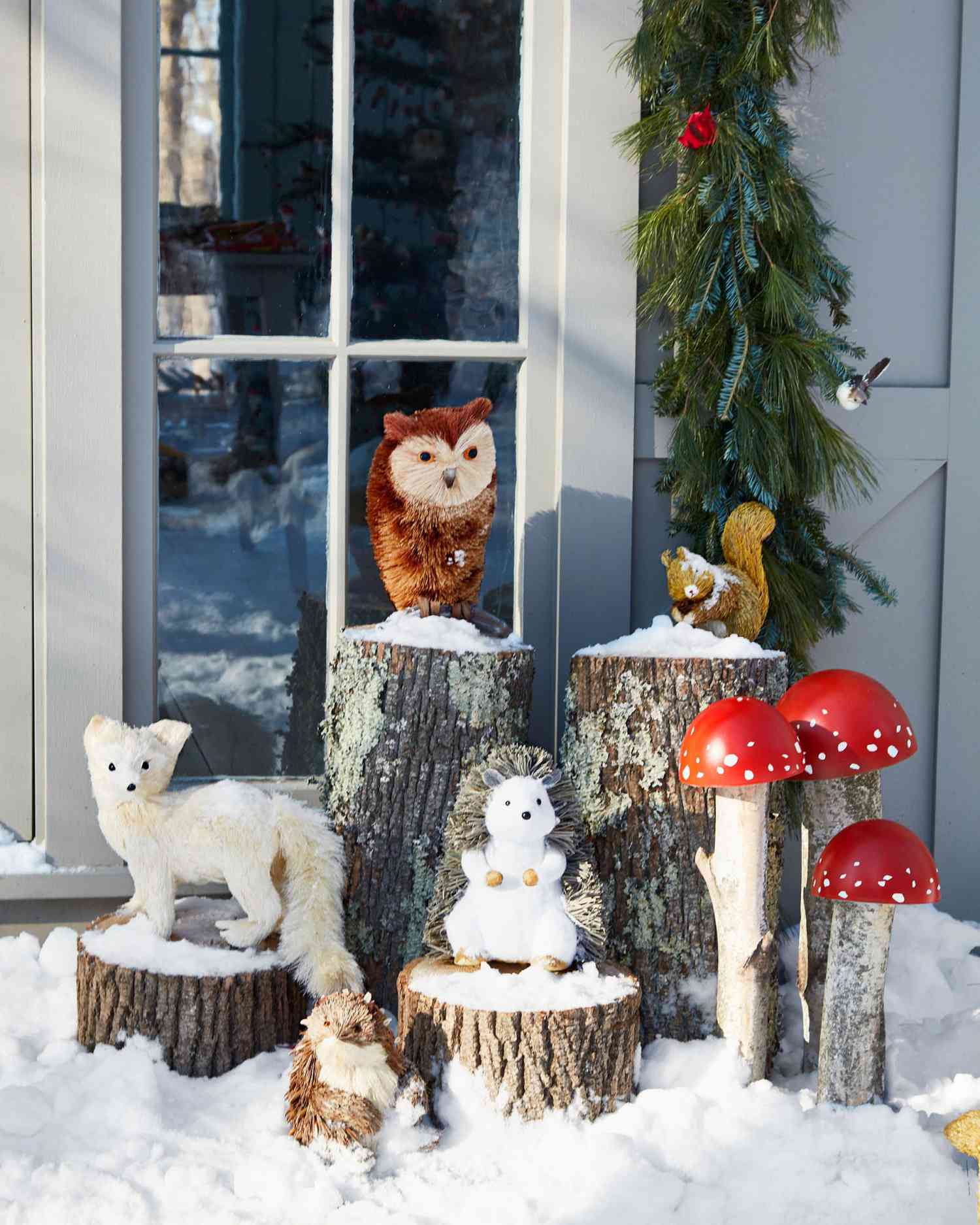 10 Winter Porch Décor Ideas for a Warm and Welcoming Entry