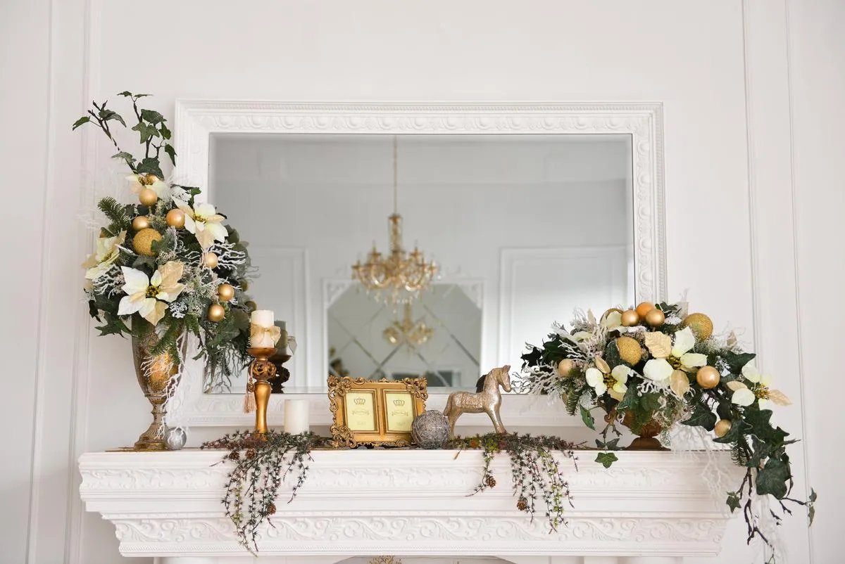 11 Ideas For Decorating Your Mantel For Winter