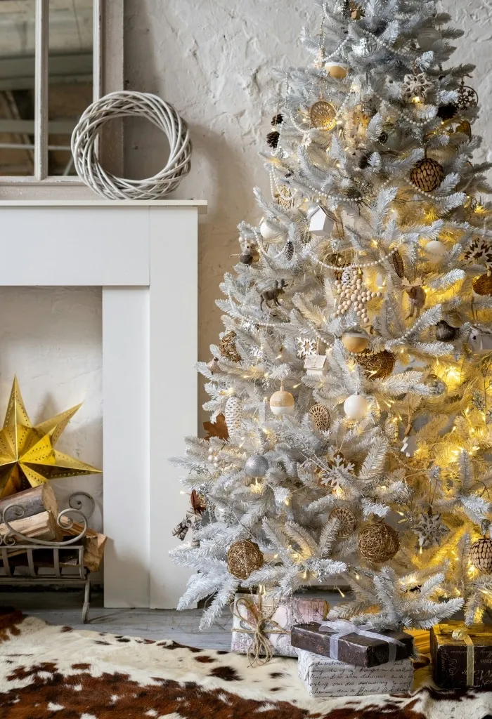 12 Stunning and Festive Christmas Tree Ideas for You