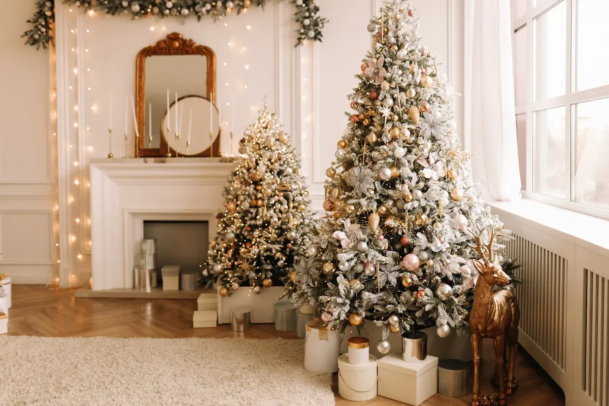 15 Popular Christmas Decorations & How to Make Them Merry