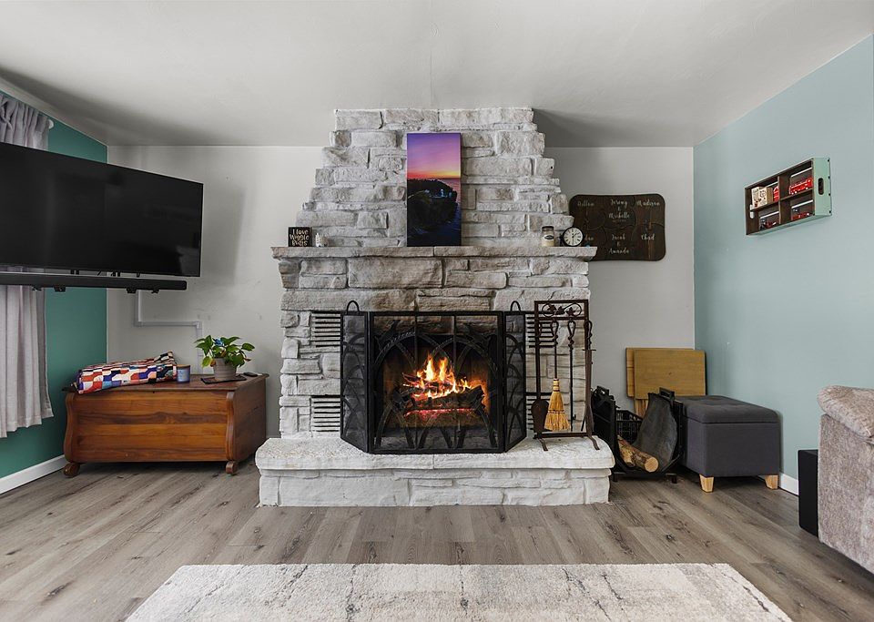 1623 Louisiana Pl, Sturgeon Bay, WI 54235 | Zillow