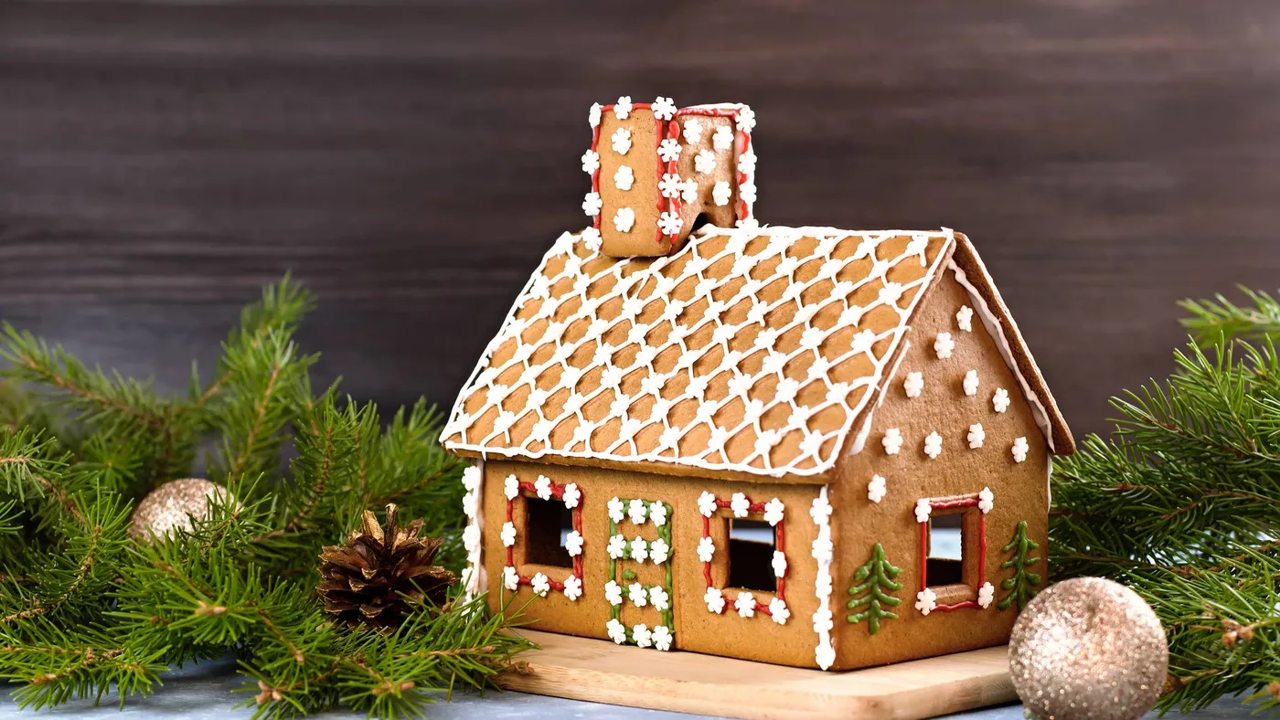 18 Gingerbread House Ideas to Try This Christmas - Dengarden