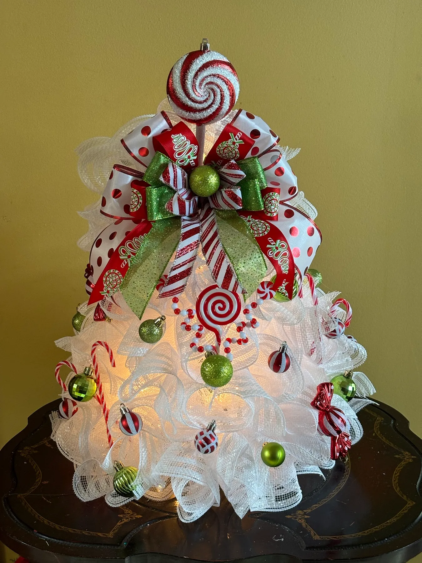 18' White Candy Cage Tree Ruffle with Lights - Gigi's Decor and More
