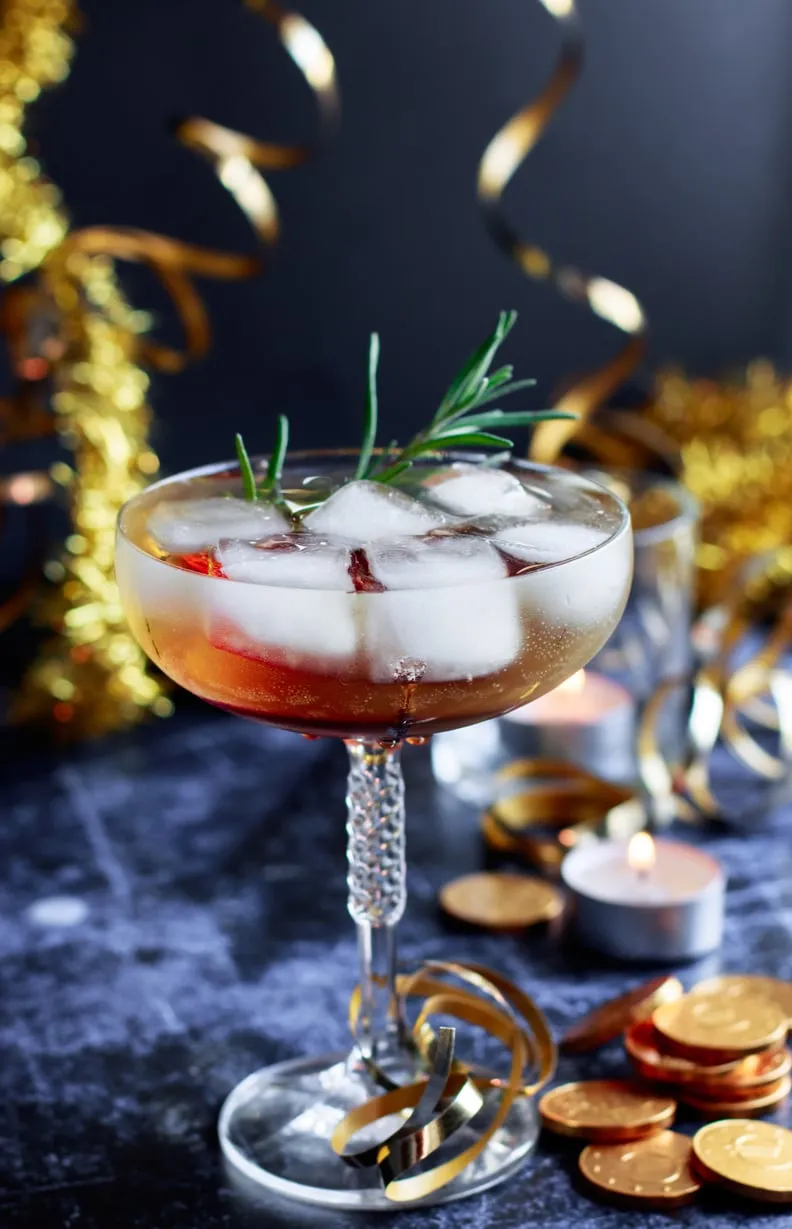 19 Fun Things to Do on New Year's Eve At Home | PS Smart Living