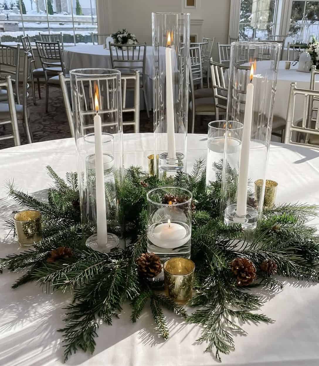 20 Magical Christmas Wedding Centerpieces: Perfect Touches For A Festive  Celebration • Confetti & Roses