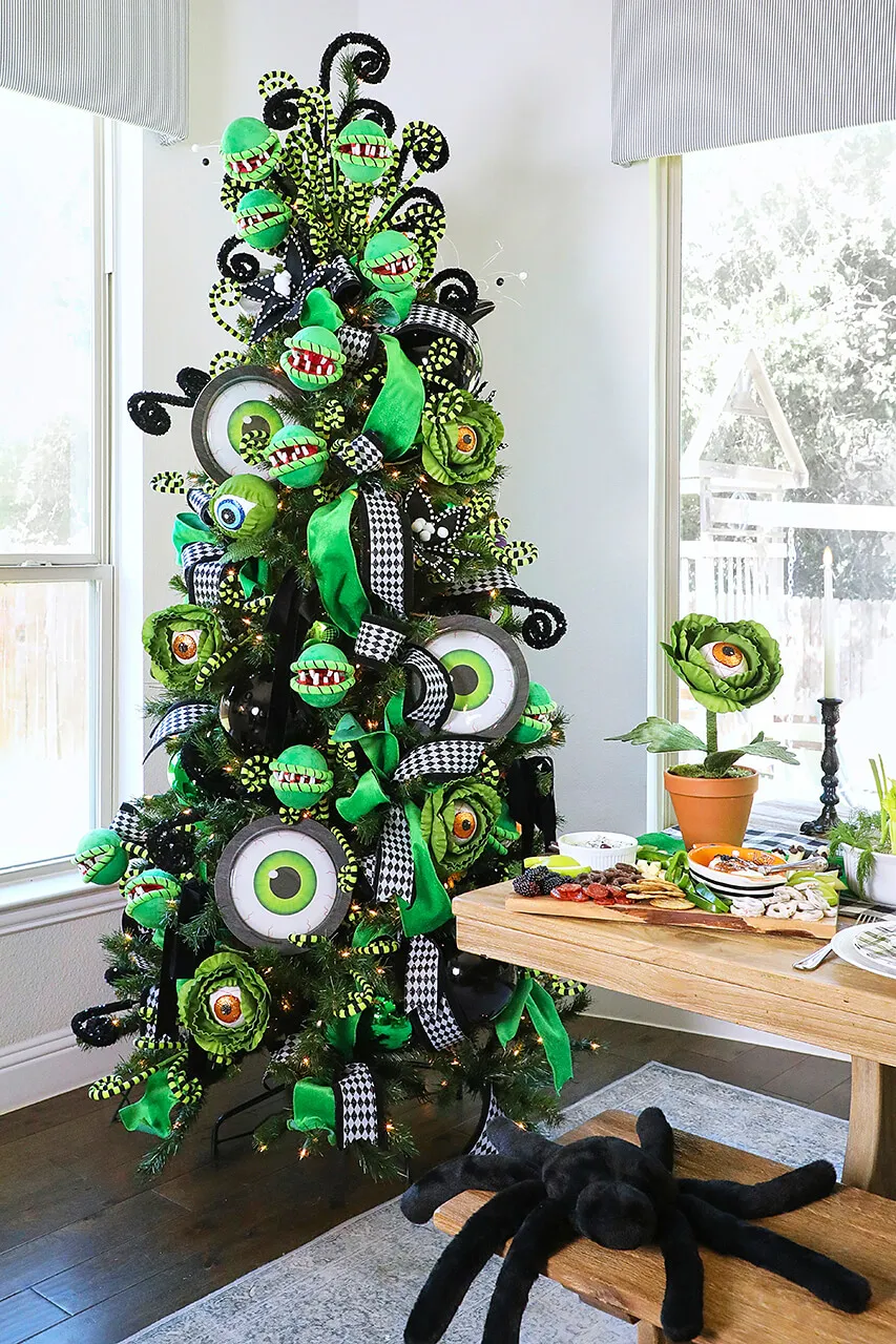 2025 Trends for Halloween Decor - Decorator's Warehouse