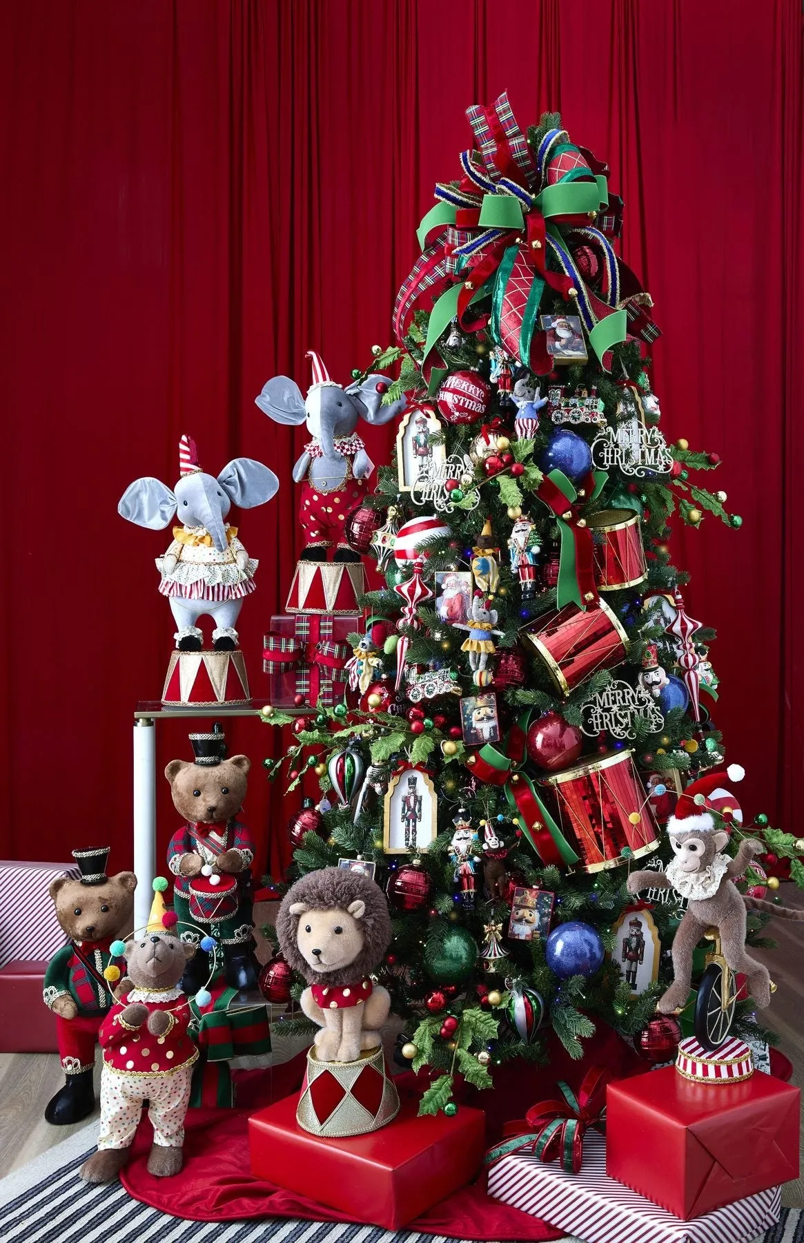 2026 Lookbook – Madisonville Christmas Company